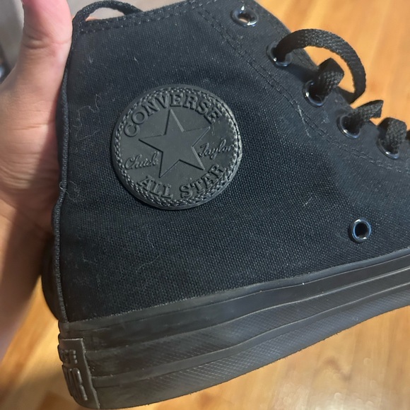 Converse Black Tops - Picture 1 of 4